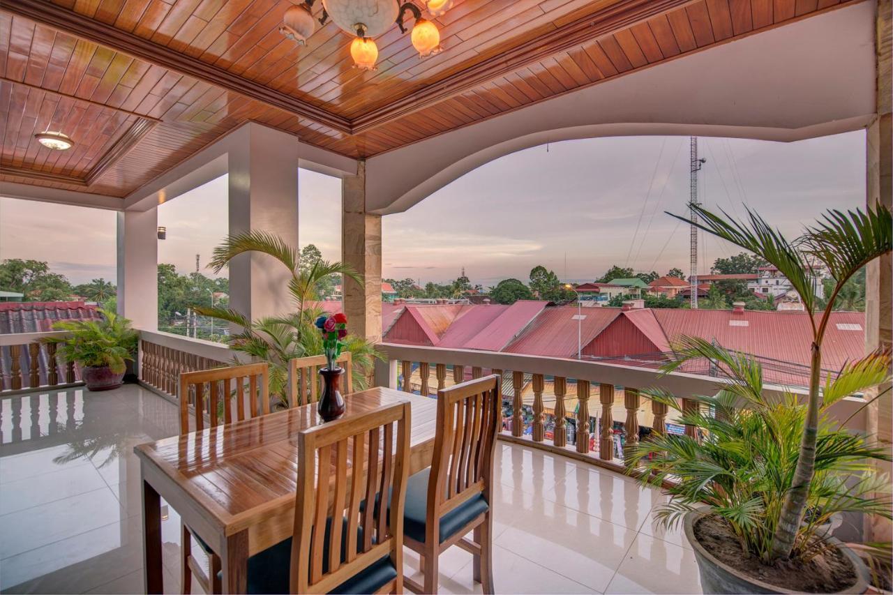 Dv Angkor Villa Сіємреап Екстер'єр фото